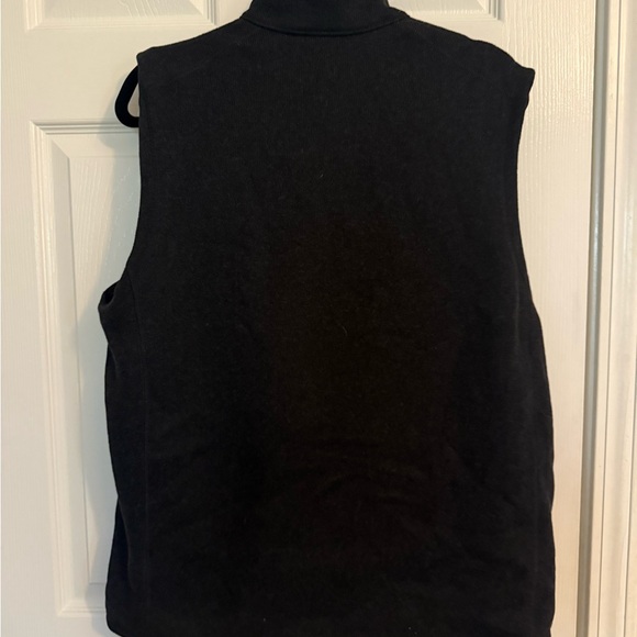 Patagonia Black Fleece Vest - Picture 2 of 4